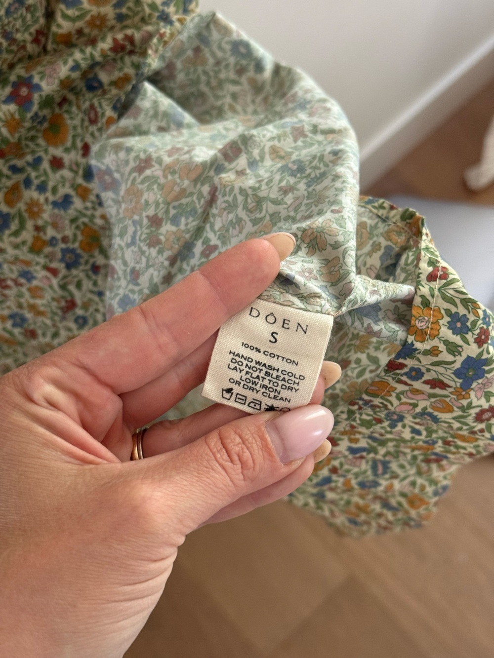 Doen VEREDIS DRESS -- SUNSHINE POPPY BELL FLORAL - Picture 3 of 6